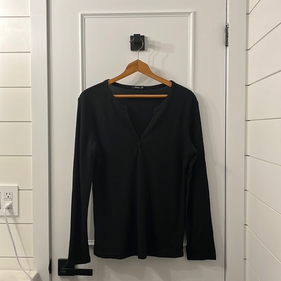 Amazon Black Waffle Knit Top - Picture 1 of 2